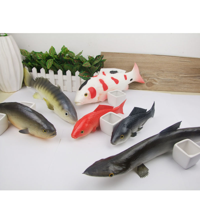 Simulated Fish Model Artificia - Party Games Graduation reseña y precio