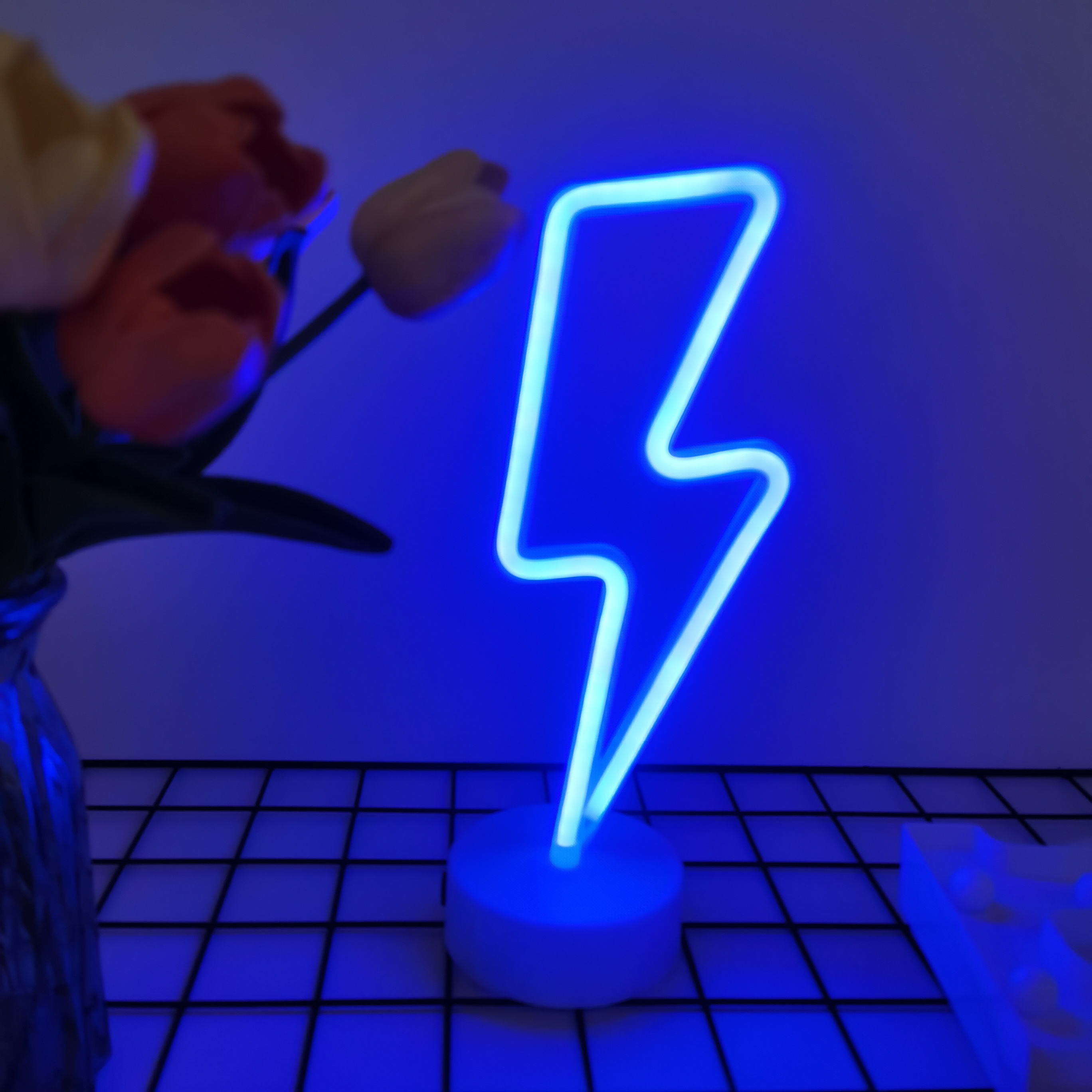 Lightning LED neon light, USB  - Party Games Girls Night reseña y precio