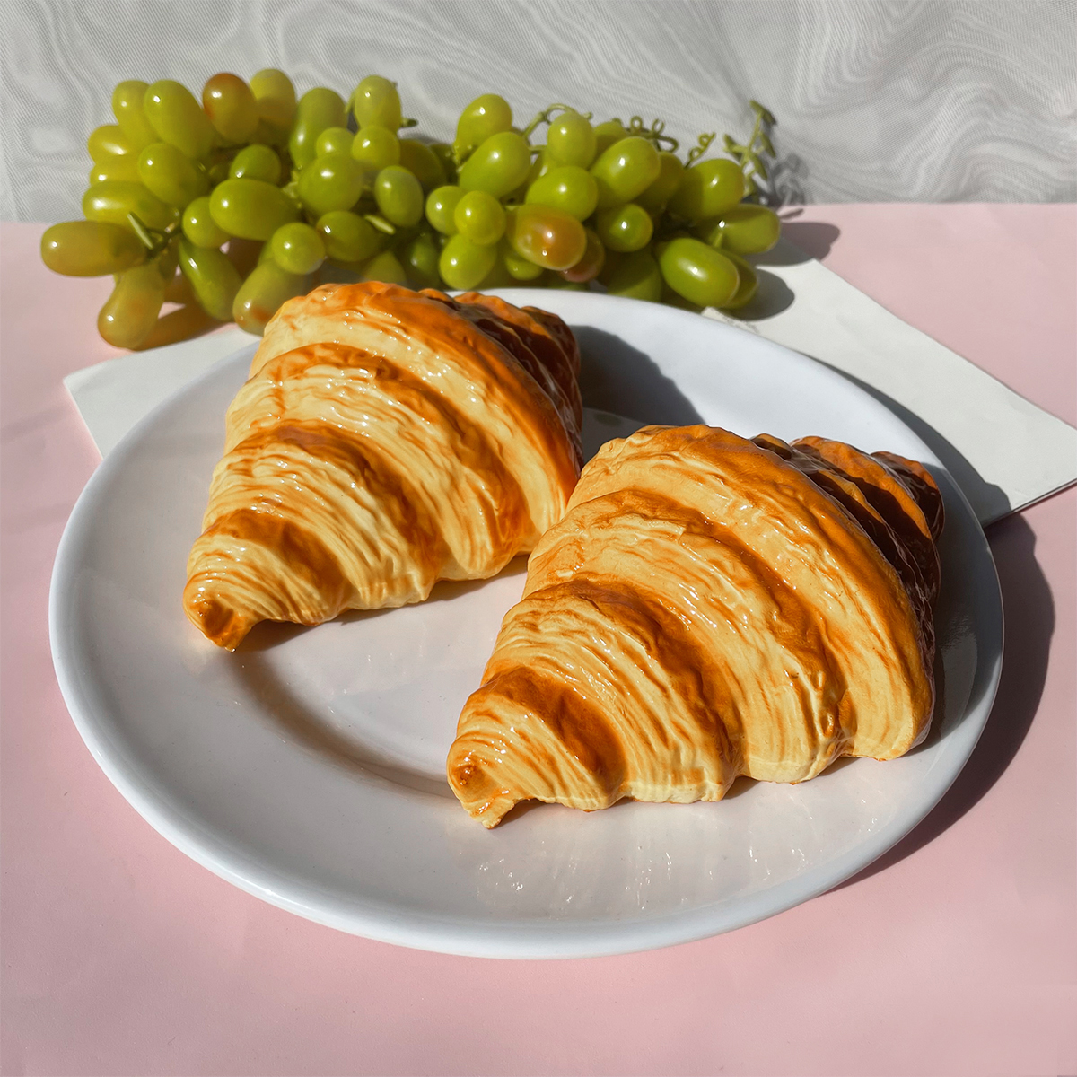 1Pc Artificial Croissant Fake  - Party Games Graduation reseña y precio